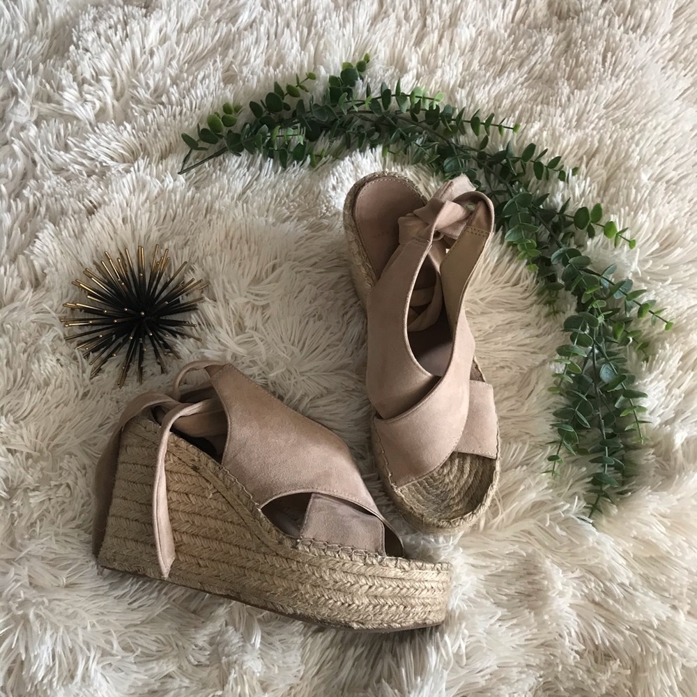 Marc Fisher Wedges
